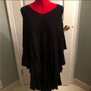 Elegant Max Studio Black Fine Knit Poncho with Ruffled Edge One Size